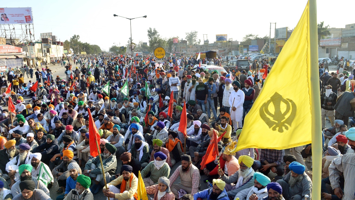 Dilli Chalo March Protesting Farmers Start Gathering At Delhis Ground 