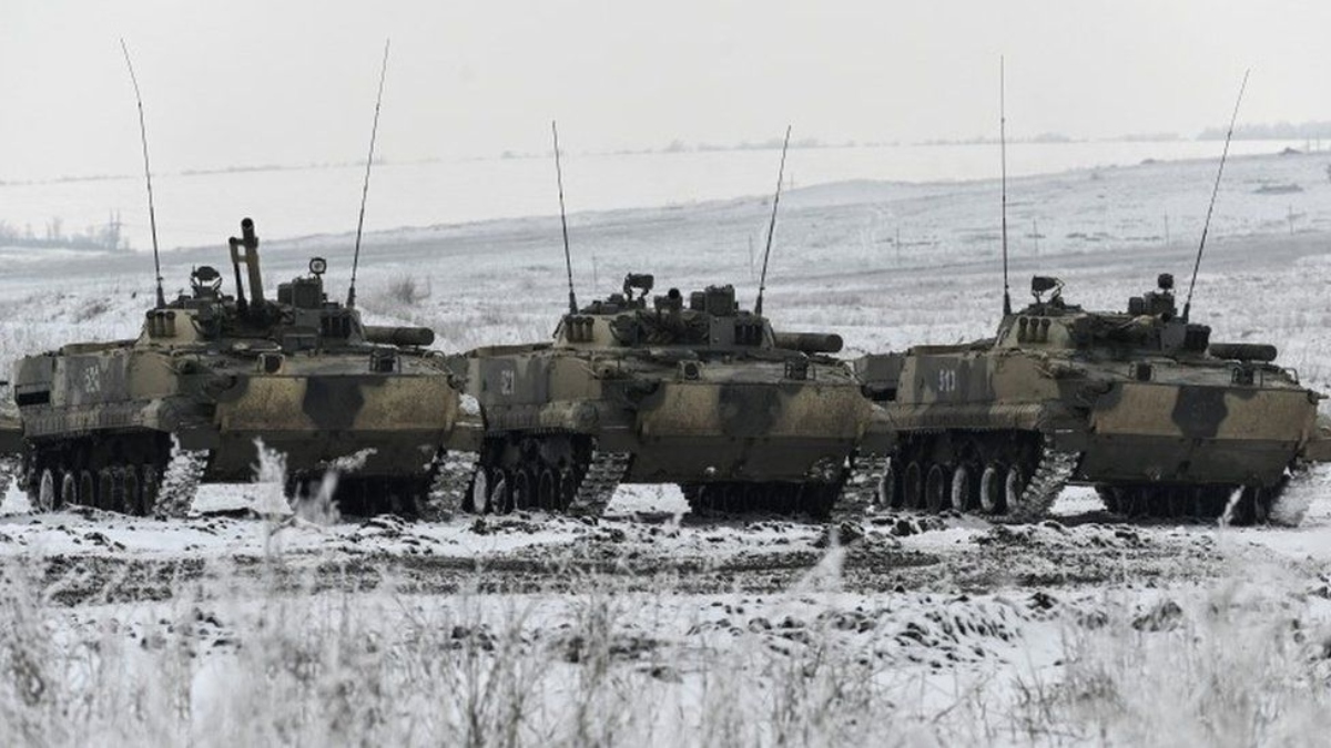 Russia-Ukraine crisis: Austin, German defence minister discuss military build-up