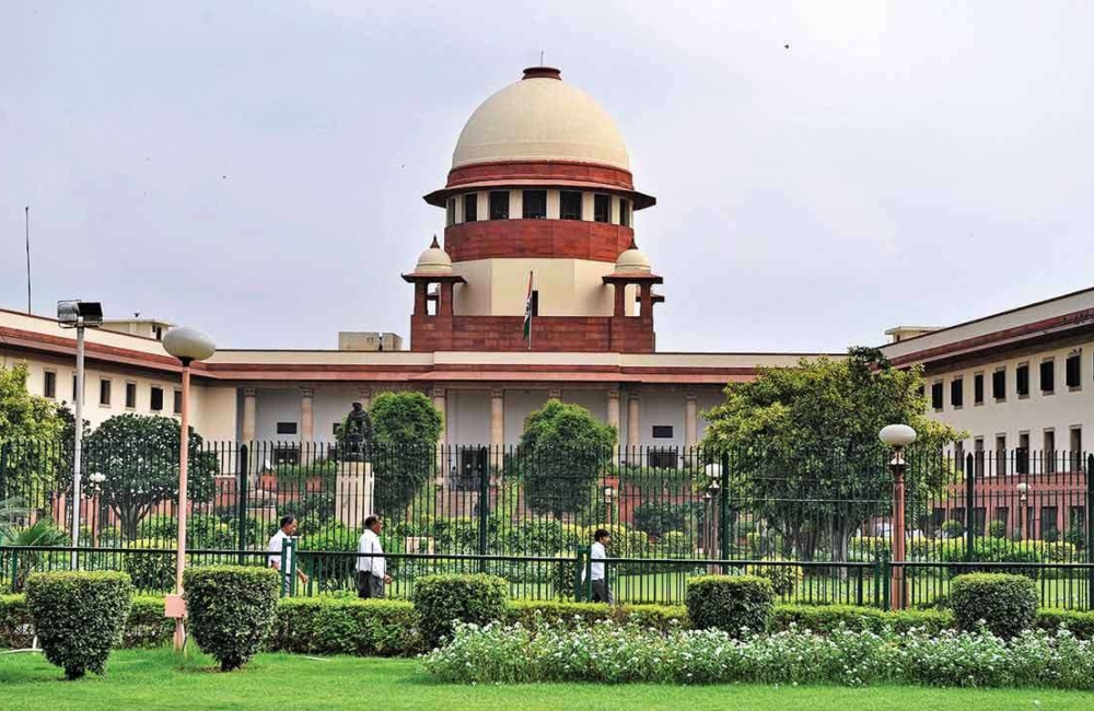 SC Wants Govt to Curb Criticism, Claiming It is Final Arbitrator of Law