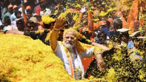 Karnataka Assembly polls: PM Modi holds mega road show in Bengaluru