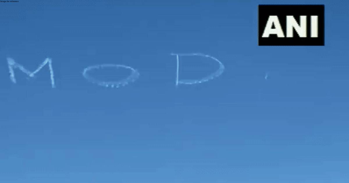 Grand Welcome: Plane traces ‘Welcome Modi’ message in Sydney sky