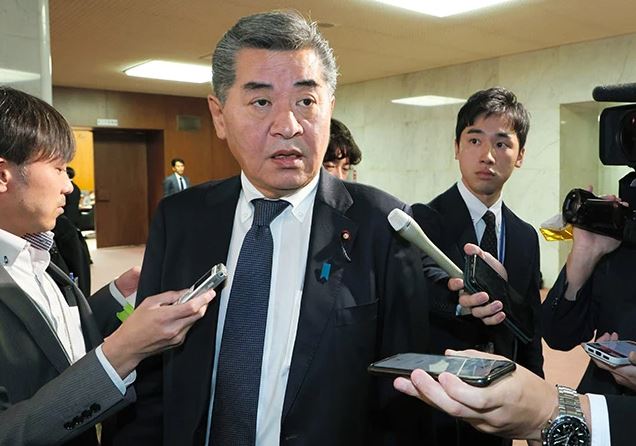 Japan Vice Finance Minister resigns due to unpaid taxes