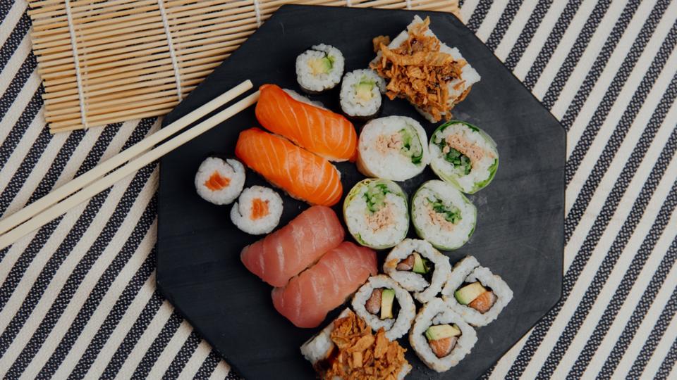 French Chef prepares Japanese delicacy in Fukushima!