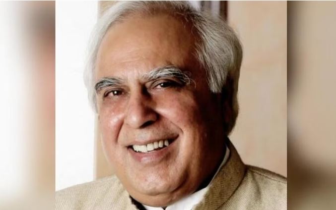 “Kapil Sibal Speaks Out on Mass Suspension of MPs Amidst Security Breach Controversy: Democracy Left Orphaned”