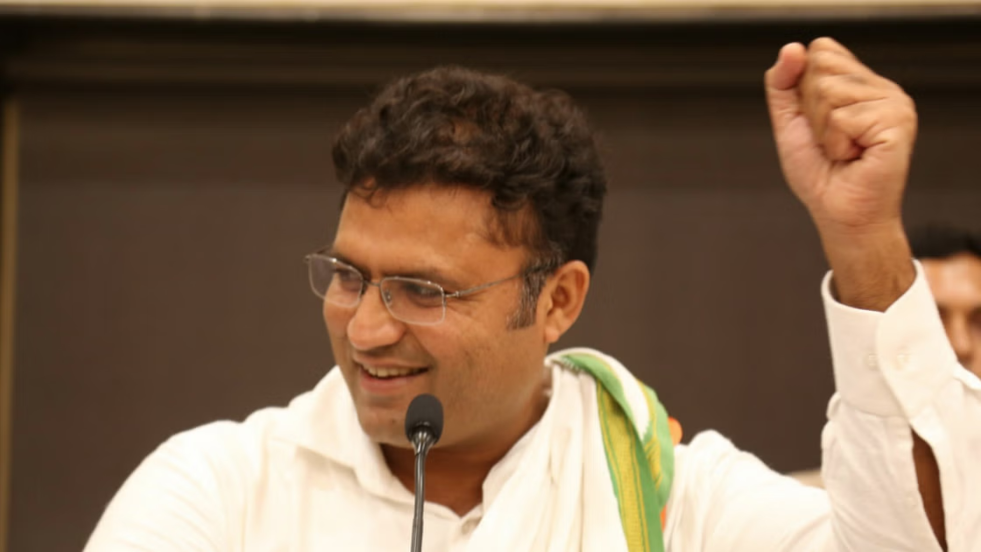 Former AAP Leader Ashok Tanwar Joins BJP, Citing Discontent with AAP-Congress Partnership