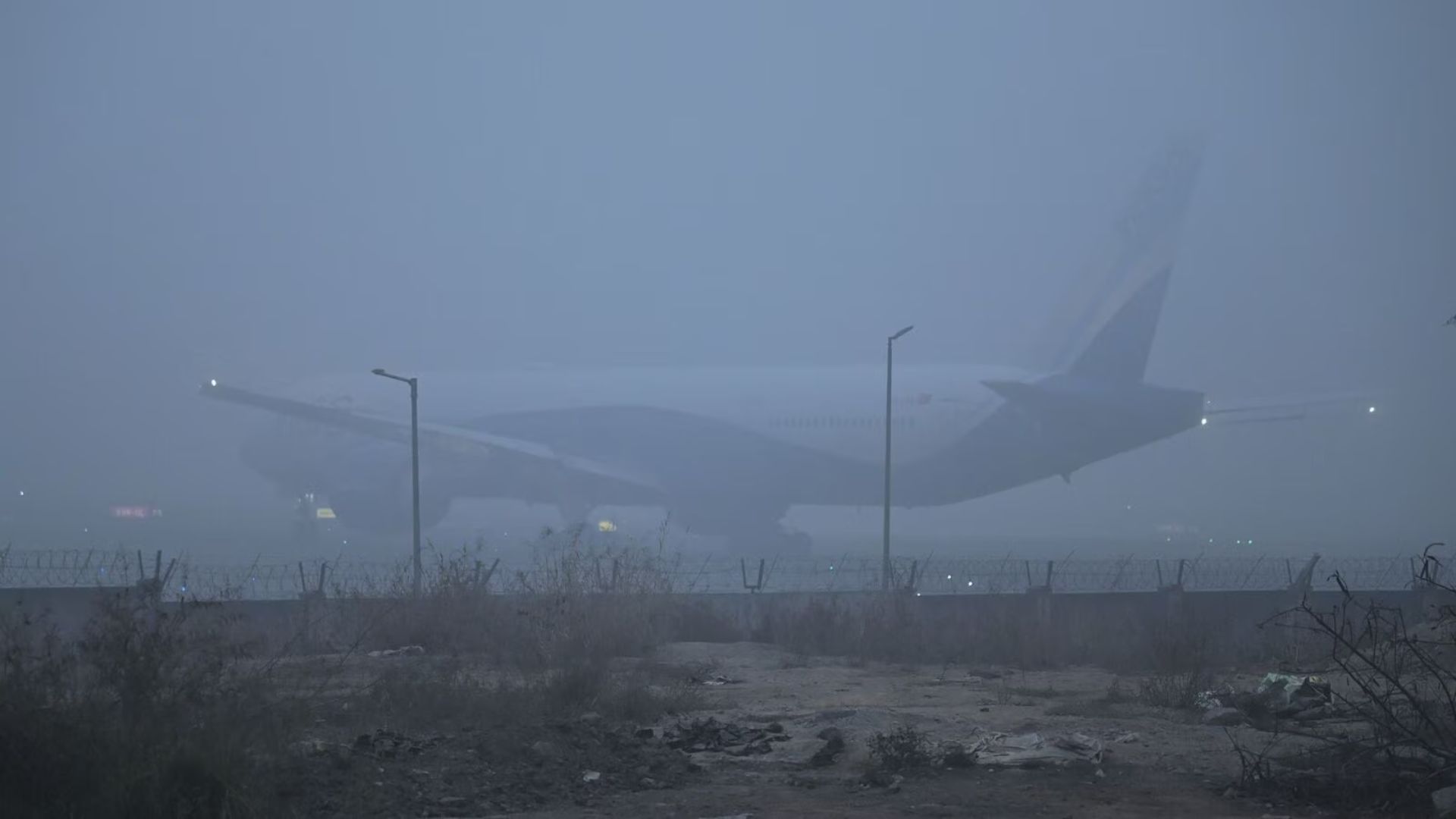 Delhi Fog: 22 Flights with Over 3-Hour Delays Finally Depart from IGI Airport