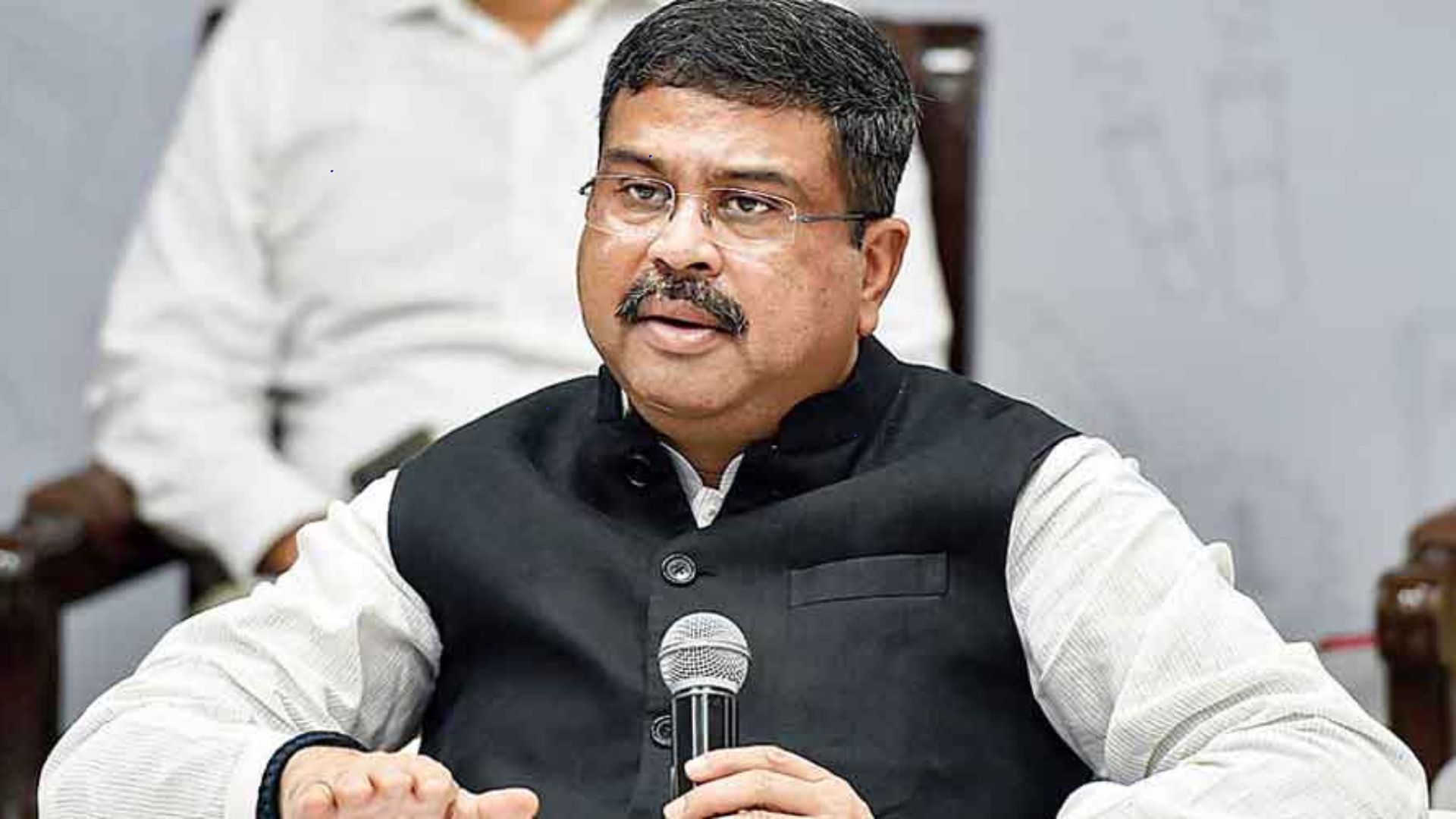 Education Minister Dharmendra Pradhan Urges States to Forge Collaborative Education System