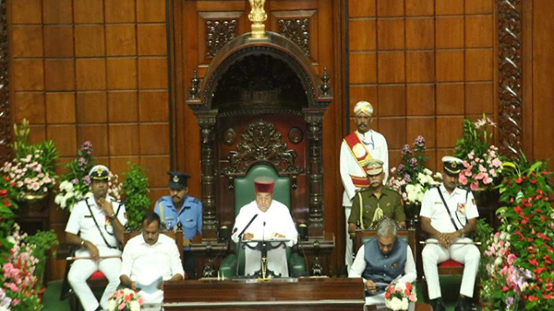 Assembly joint session: Governor Gehlot outlines principles of ‘Karnataka Model’