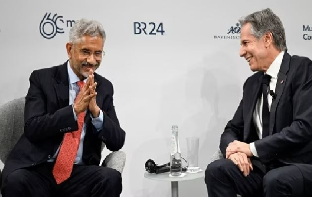 S Jaishankar’s Clever Response to Inquiry on India-Russia Relations Draws a Smile from Blinken