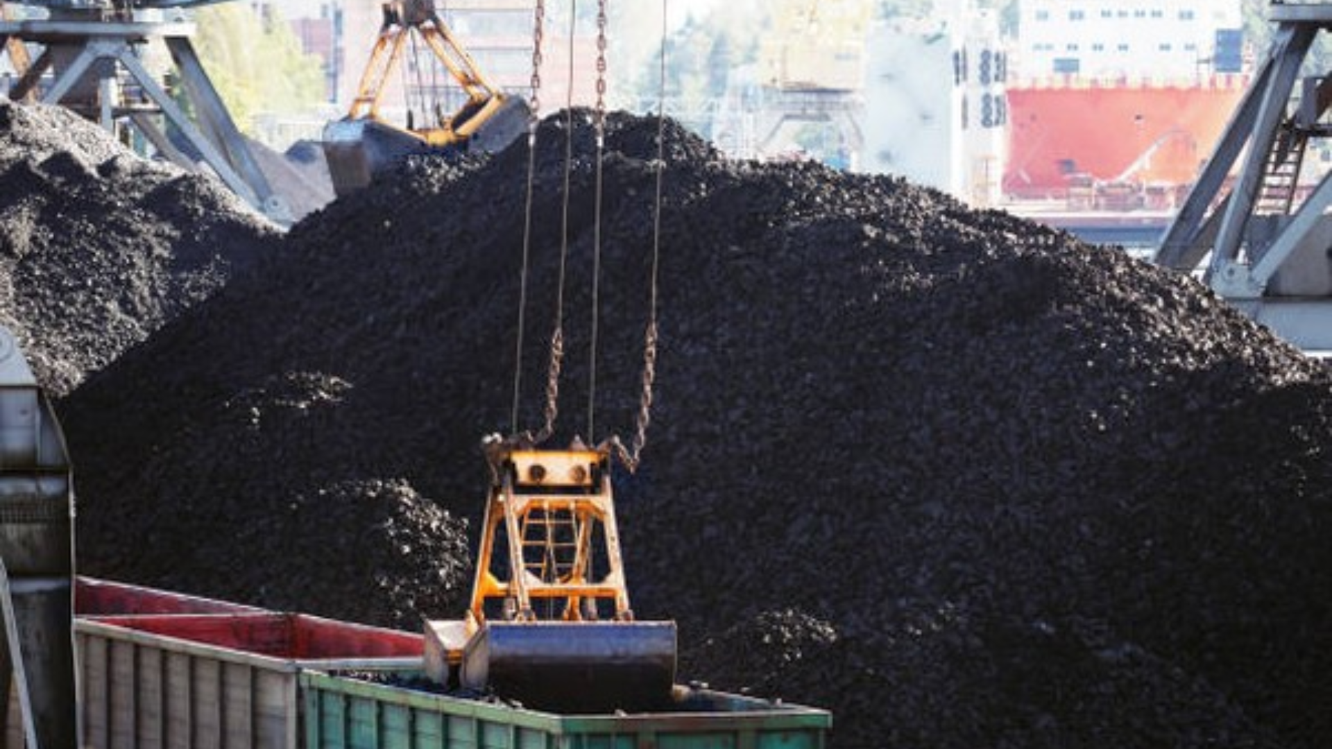 Public Sector Coal Companies Surpass 106% of Capital Expenditure Target for 2023-24