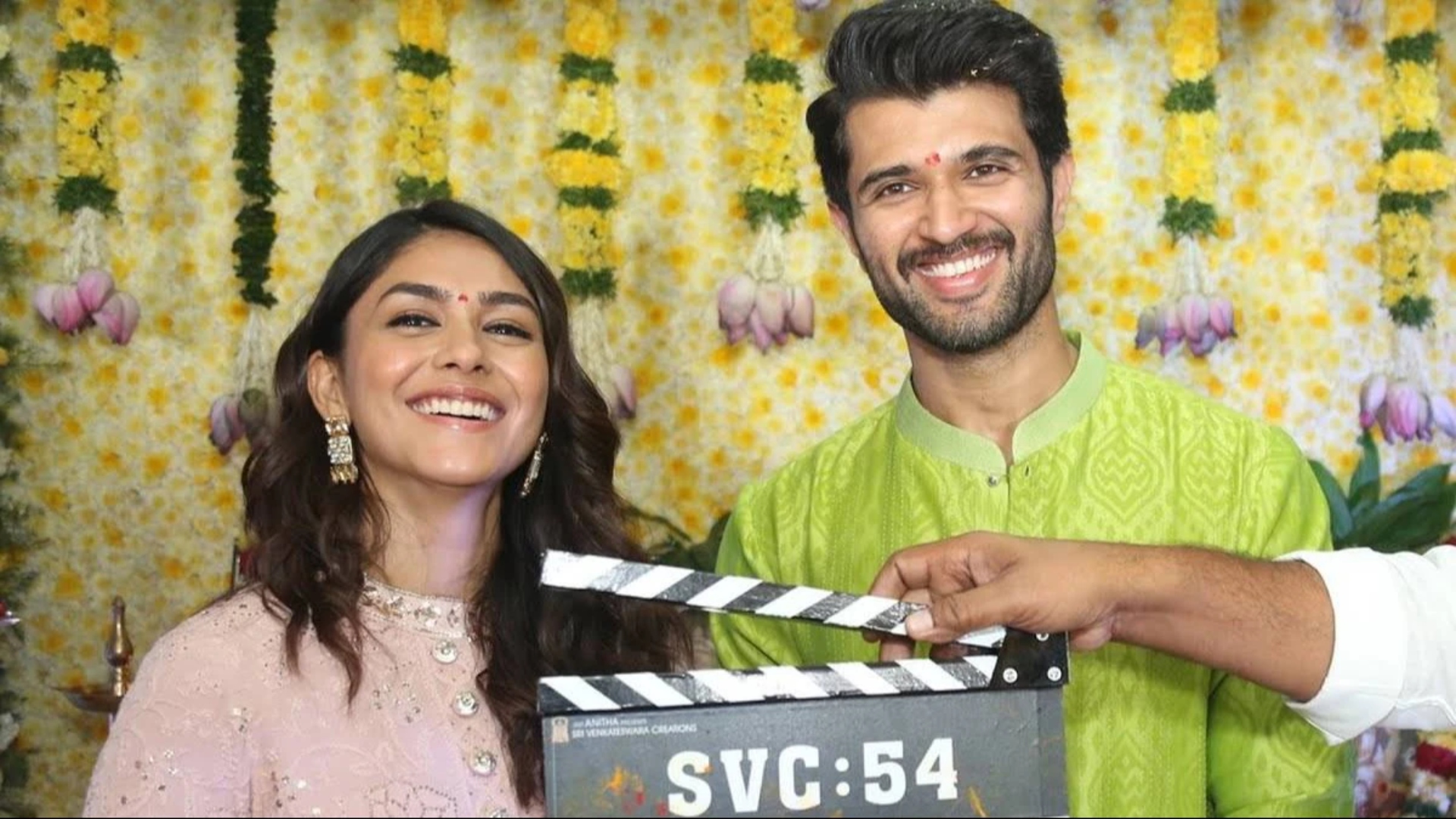 ‘Family Star’ Day 2 Box Office Collection: Vijay Deverakonda Film Fails to Impress