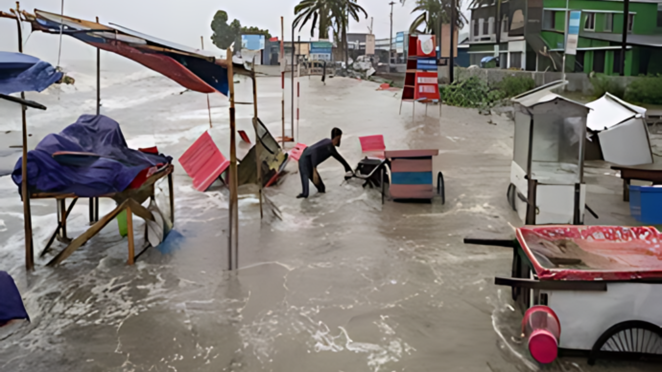 Cyclone Remal Batters Bangladesh Coast, Forcing Mass Evacuations