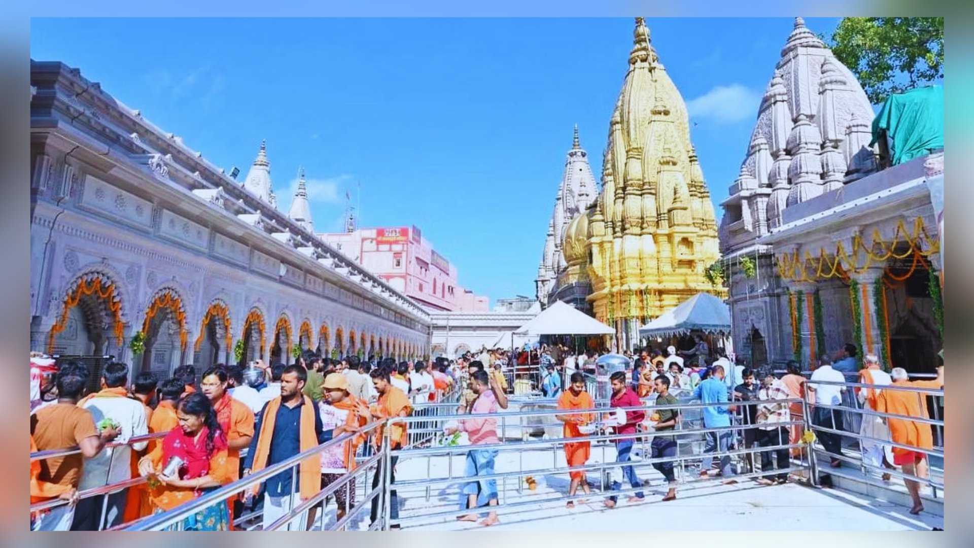 UP Announces Special Facilities for Devotees at Kashi Vishwanath Temple During Sawan Month