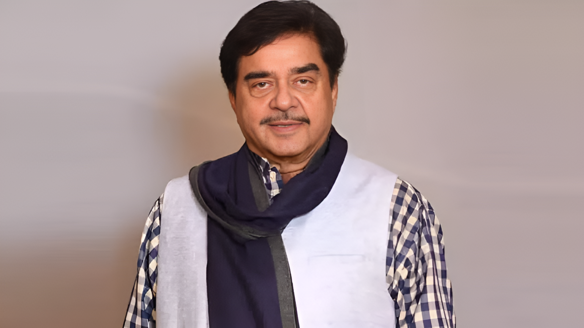 Shatrughan Sinha Did NOT Have Surgery, Confirms Son Luv Sinha After Veteran Actor Got Hospitalized Days After Sonakshi Sinha’s Wedding