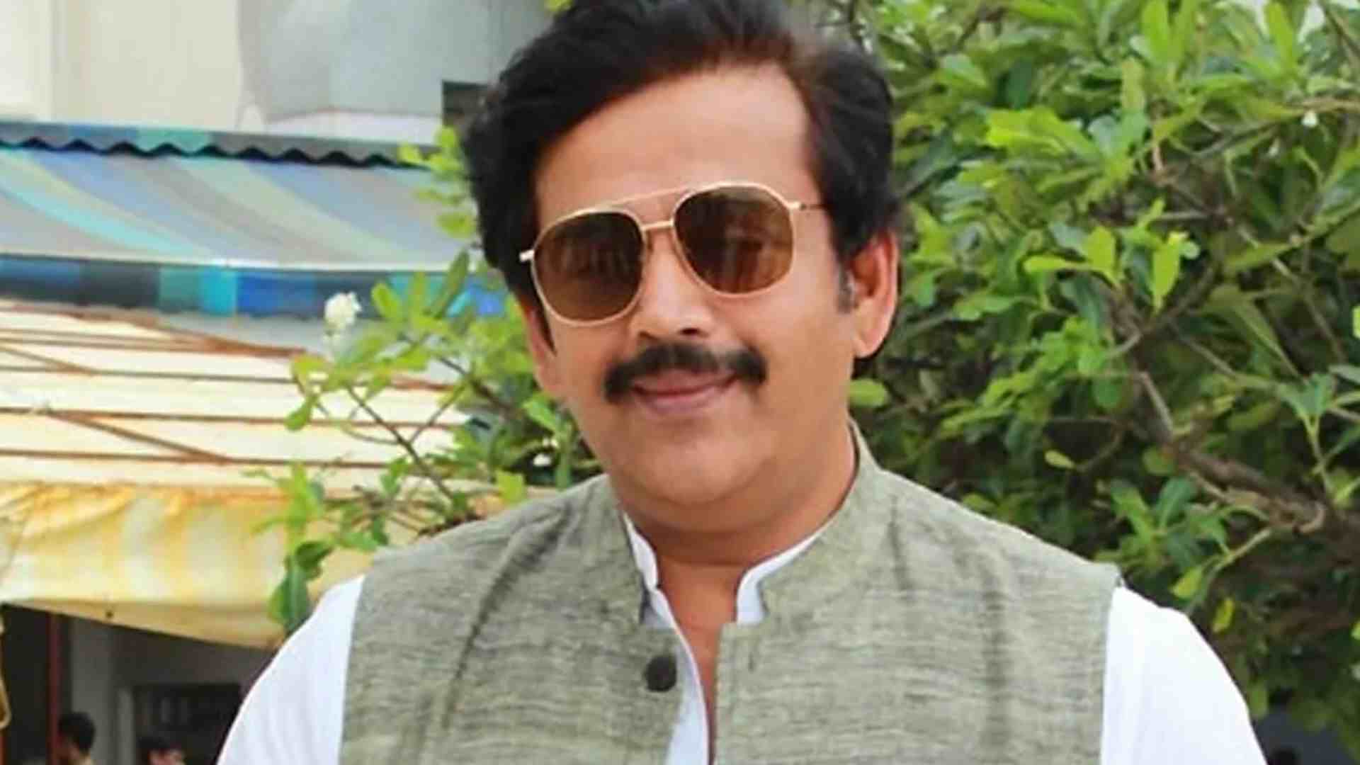 Gorakhpur MP Ravi Kishan Presents Bill For Granting Official Status To Bhojpuri Language