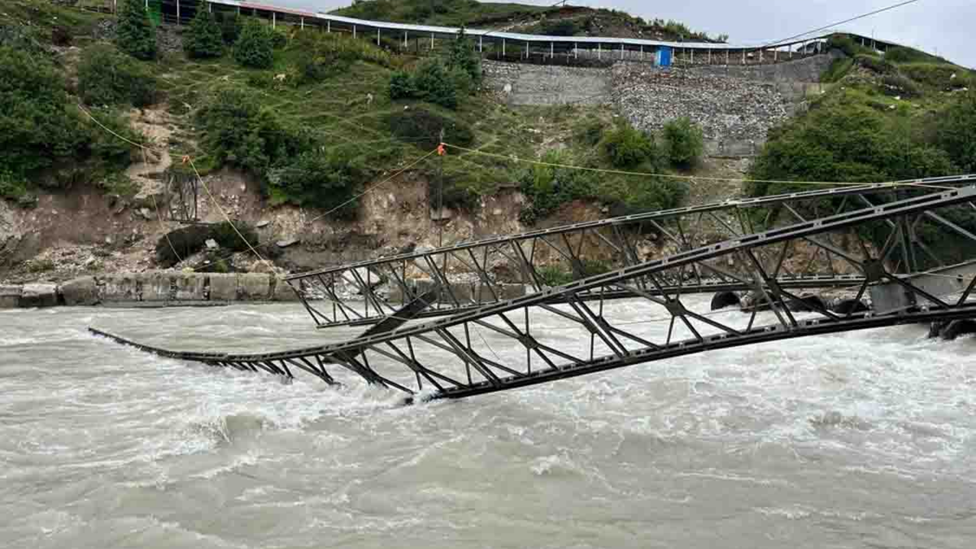 Temporary Bridge In Uttarakhand Collapses; Leaves Pilgrims Trapped