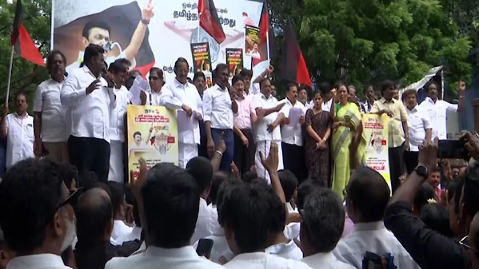 Amid NITI Aayog Meeting, DMK Holds Protest Against Centre, Know Why