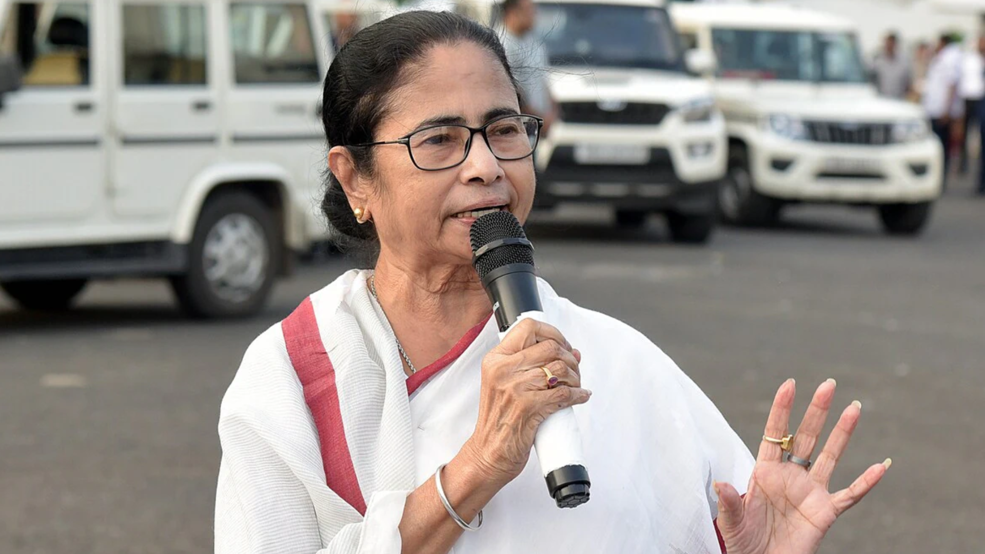 Sitharaman Challenges Banerjee’s Allegations: No CM Was Denied Their Speaking Time