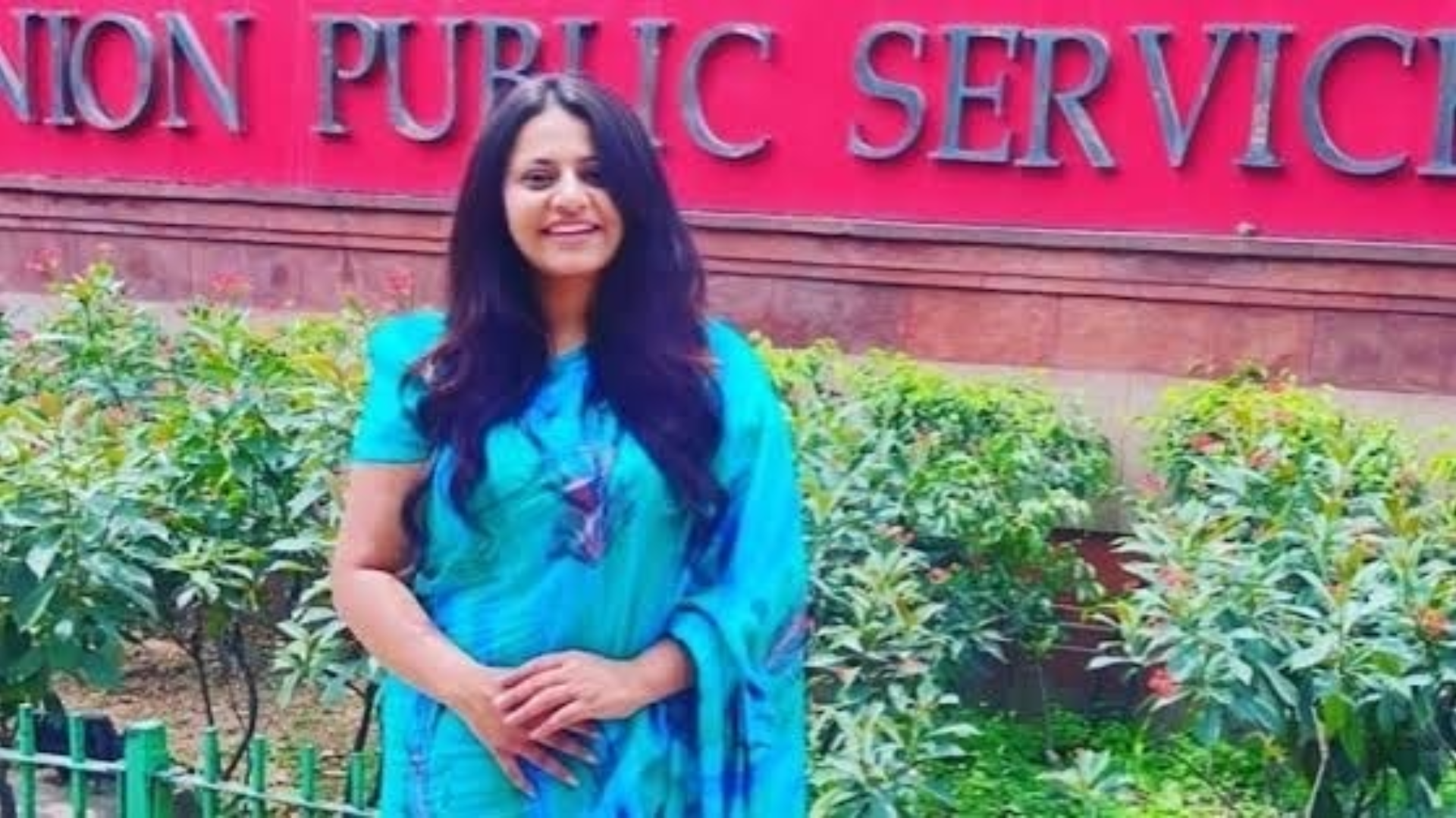 Controversy Surrounds Trainee IAS Officer Pooja Khedkar’s Family Following Famer Threatening Video Goes Viral