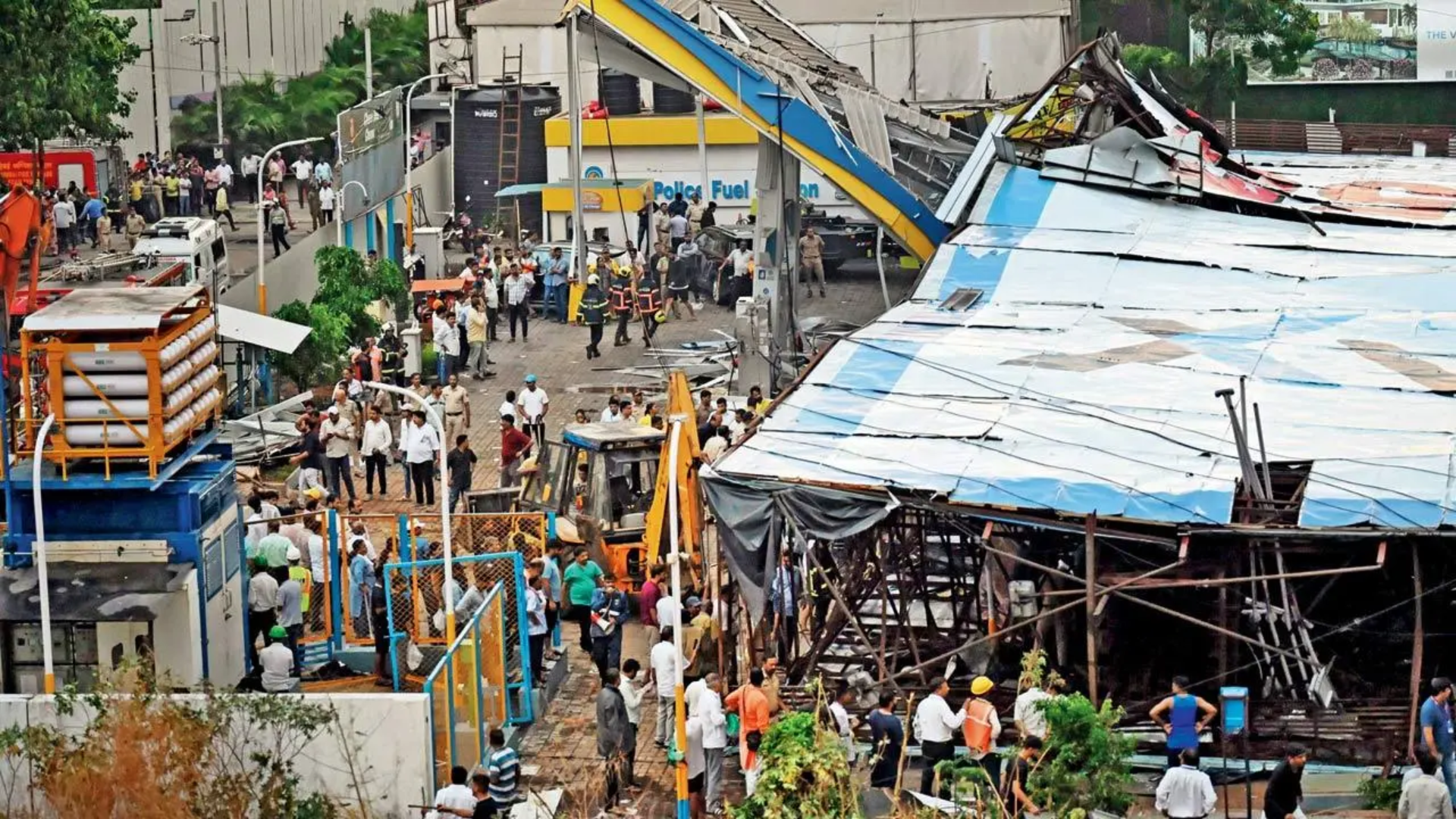 Mumbai Hoarding Collapse: Ignored Soft Soil Warning Leads to Tragedy, Chargesheet Reveals