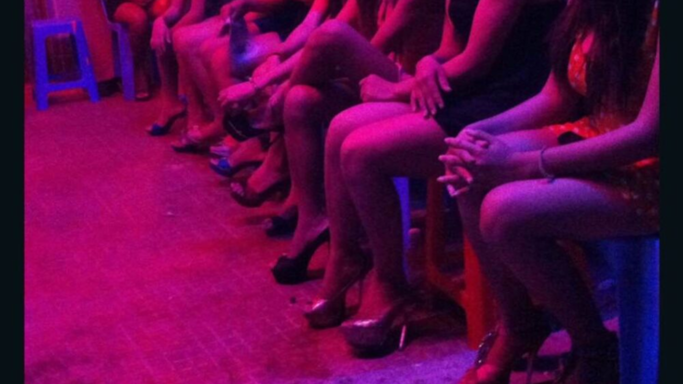 Chinese Gangs Traffick Indian Women to Cambodia; Force Them To Make Nude Calls Back Home