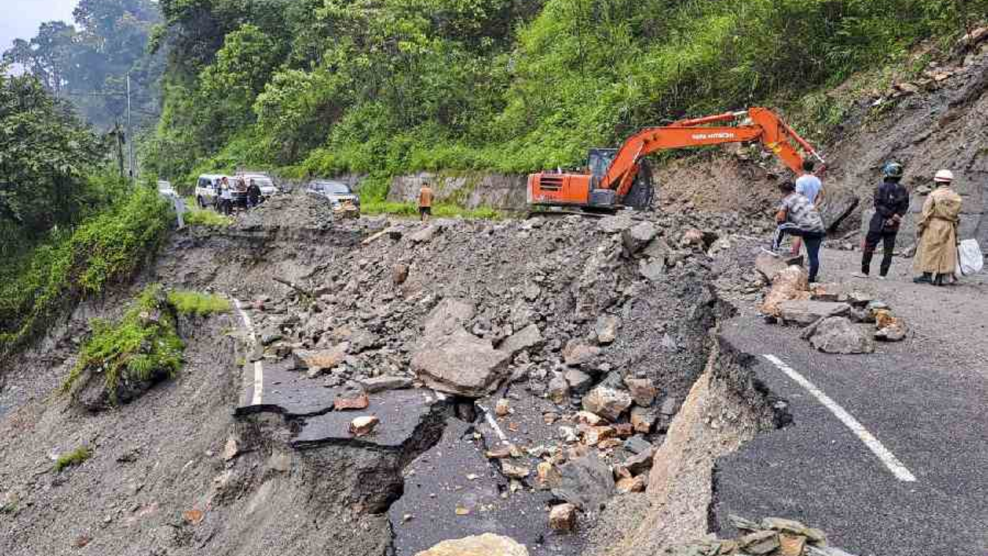 4 Killed, 3 Missing In Massive Landslide In Karnataka