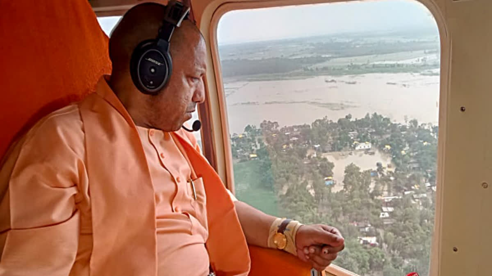 UP CM Yogi Adityanath Surveys Flood-Hit Regions in Pilibhit and Lakhimpur Kheri, Distributes Relief Supplies