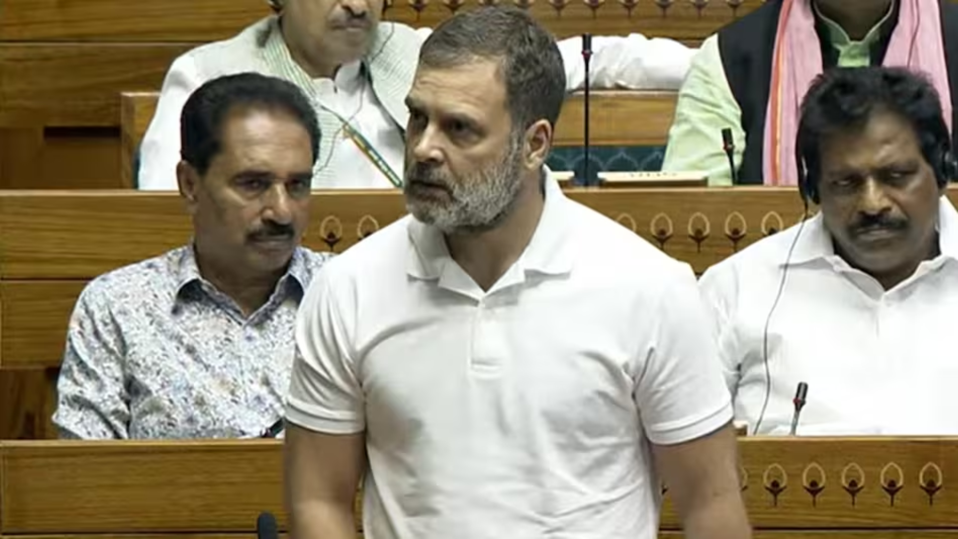 Union Budget 2024: Rahul Gandhi Criticizes Union Budget as “Kursi Bachao” Strategy, Claims Plagiarism from Congress Manifesto