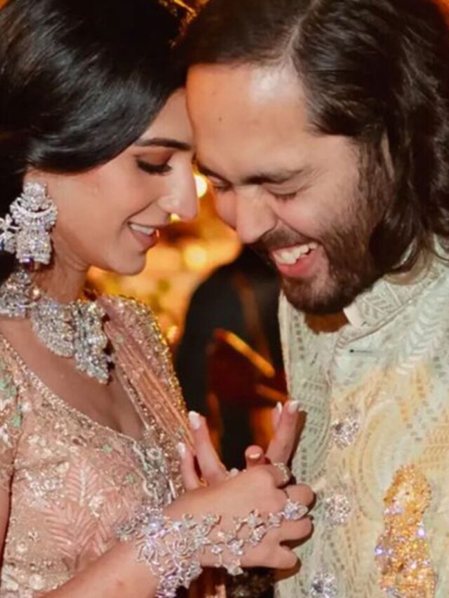 Best Looking Bollywood Couples At Anant Ambani’s Wedding