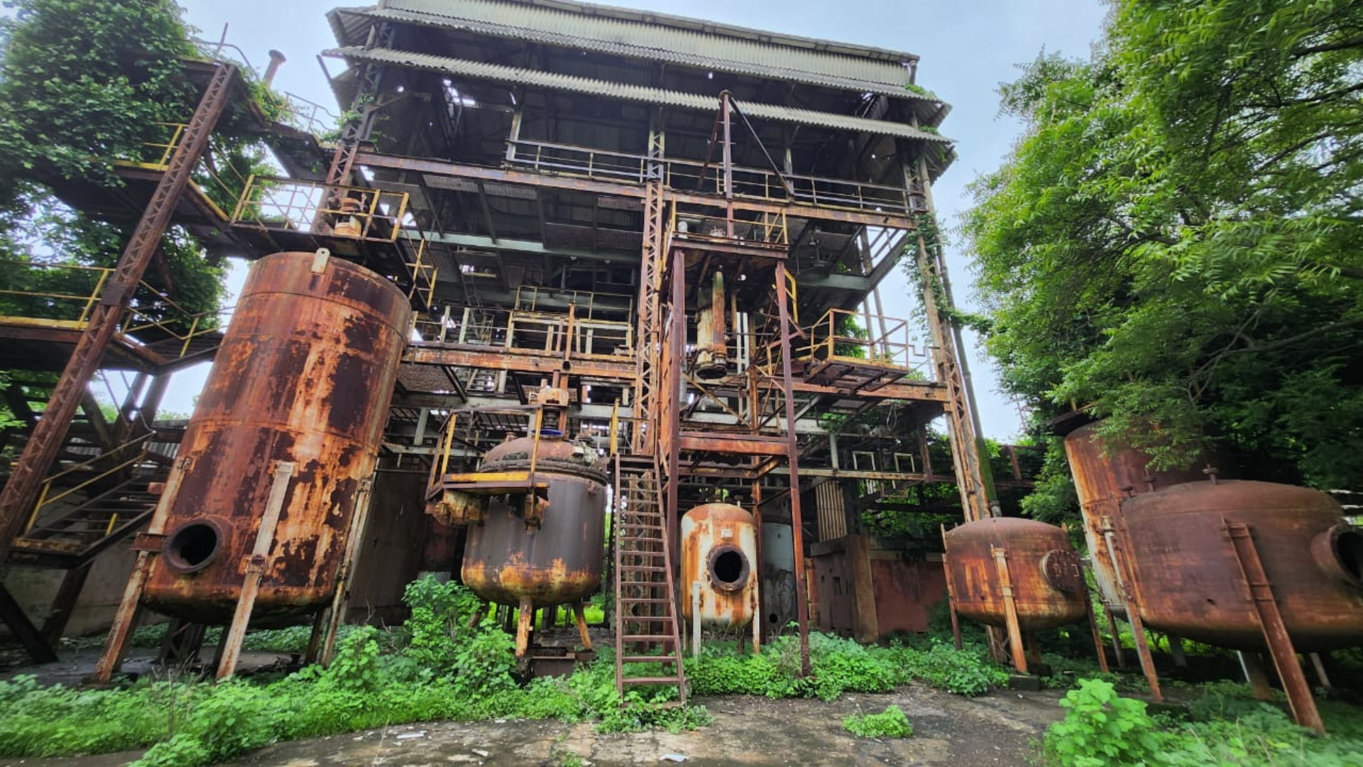 40 Years After Bhopal Gas Tragedy, Hazardous Waste Disposal Raises New Alarms
