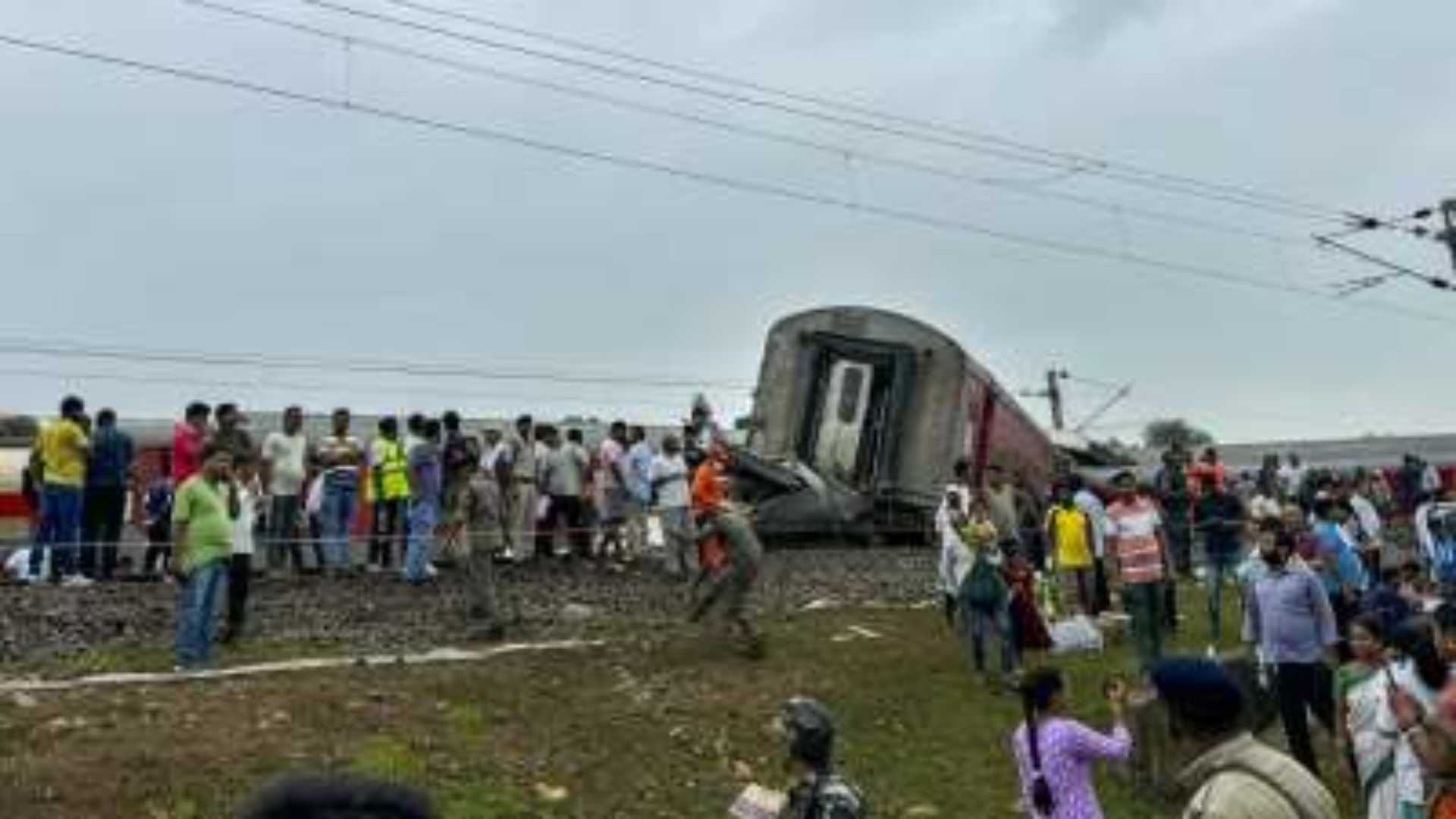 Multiple Trains Affected Following Howrah-CSMT Express Derailment Near Jamshedpur