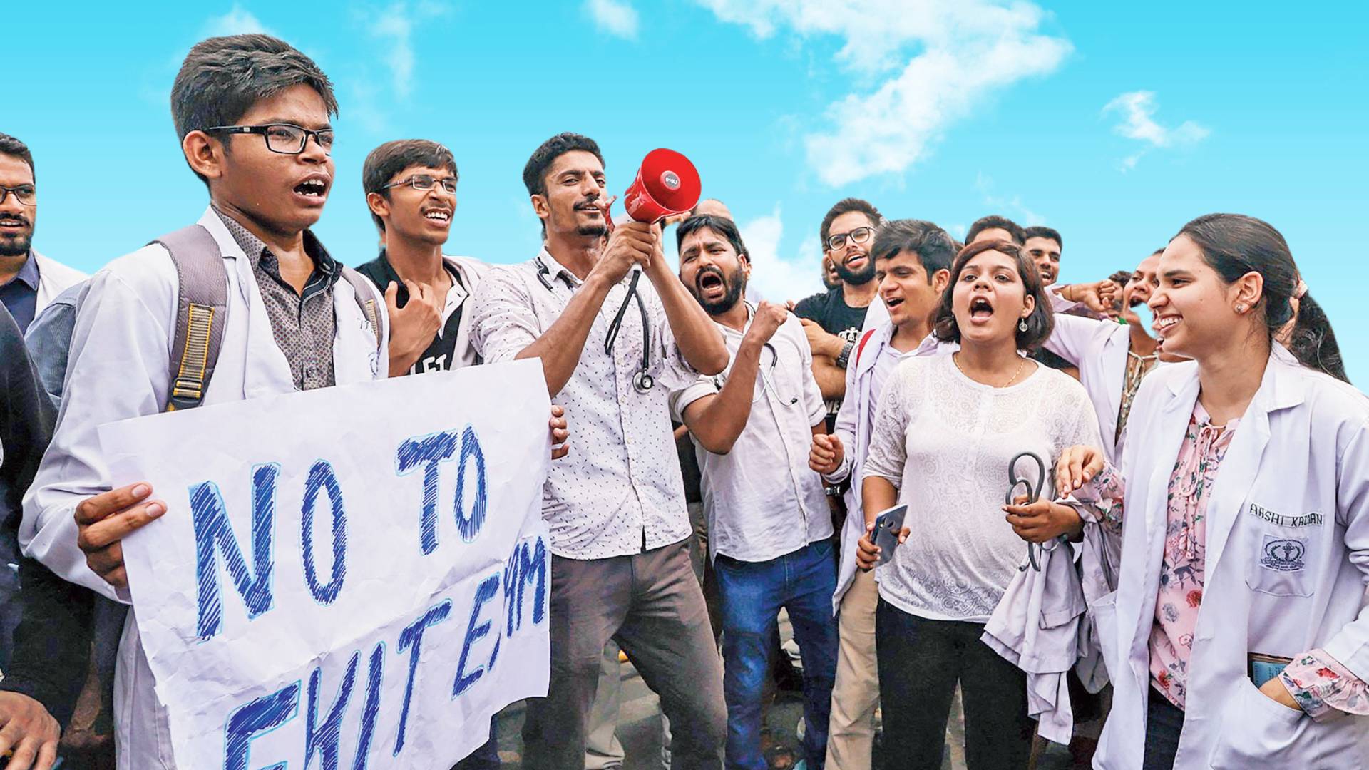 Doctors at AIIMS Delhi Stage Protest March Over Kolkata Rape-Murder Case