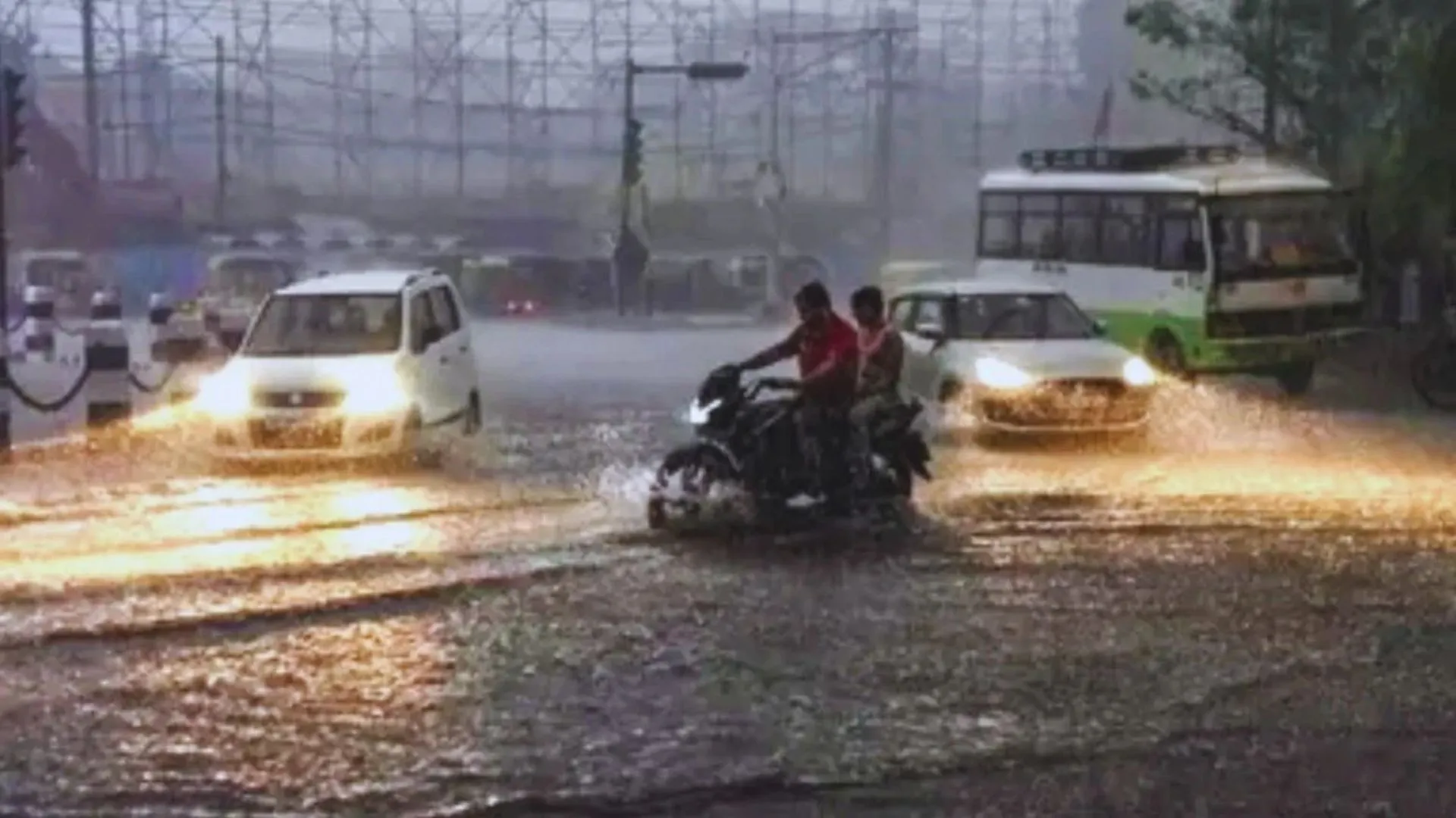 Gujarat Hit by Severe Waterlogging Due to Heavy Rain, Red Alert Issued By IMD