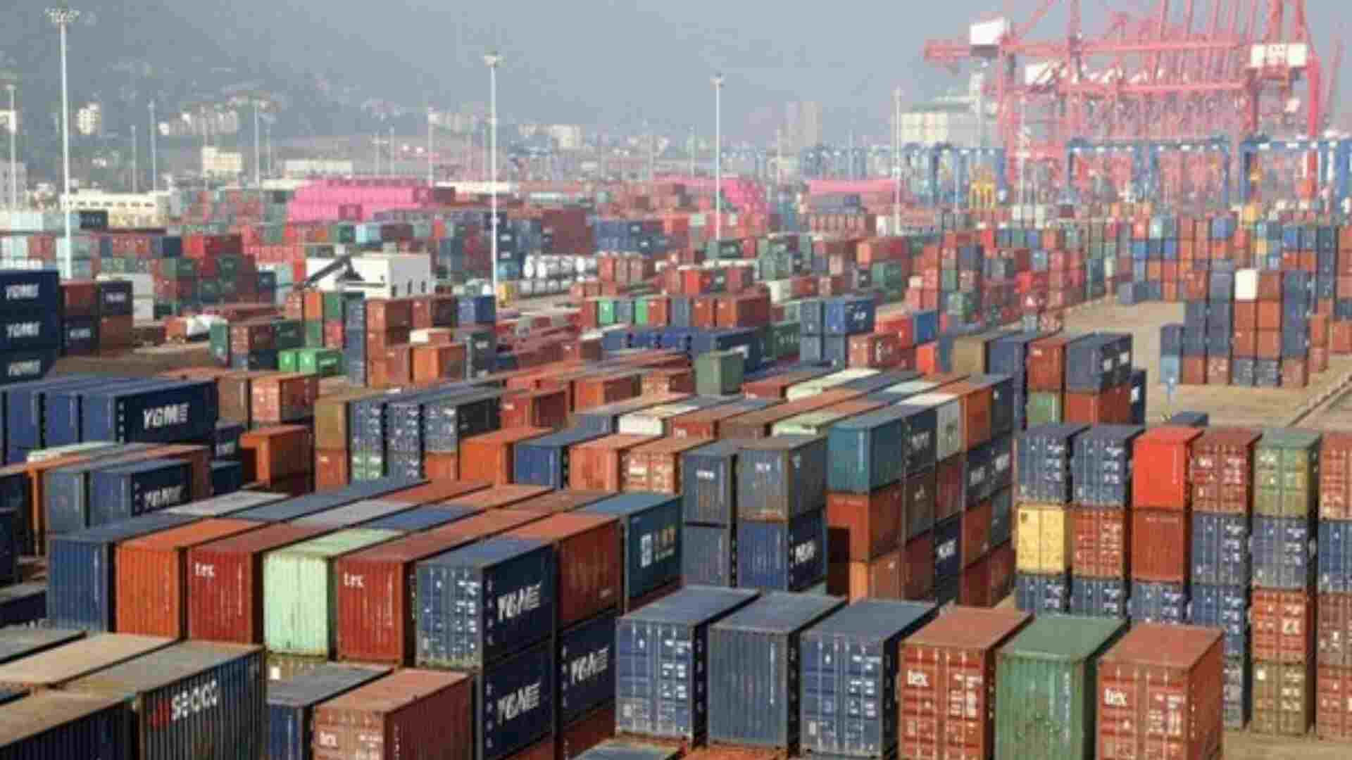 Indiase export stijgt in juli met 2,8% naar USD 62,4 miljard; handelstekort groeit naar USD 9,6 miljard