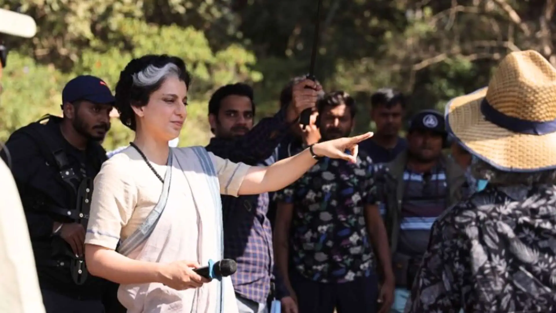 Kangana Ranaut Teases Fans With Behind-The-Scenes Photos From ‘Emergency’ Set