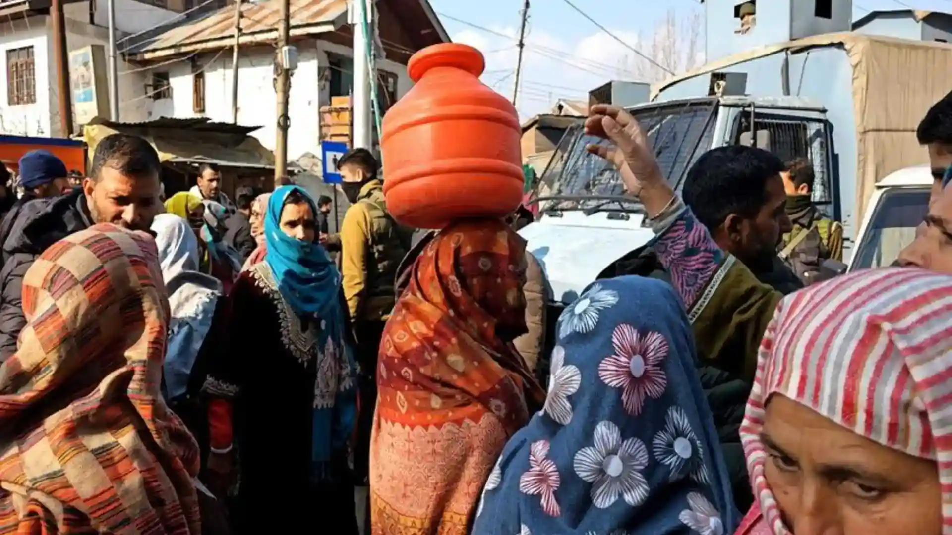 Karachi’s Water Supply Crisis Triggers Massive Roadblock Protest