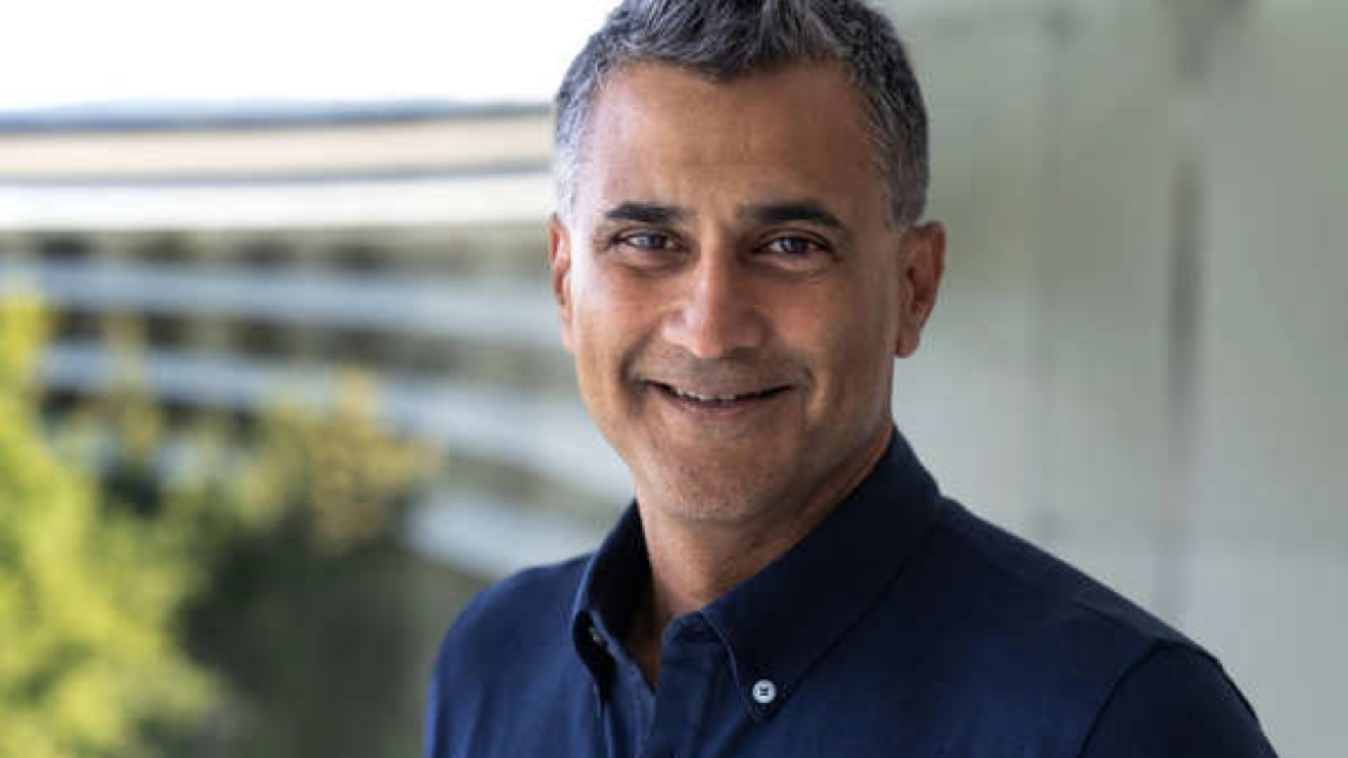 Apple Announces New CFO, Kevan Parekh Succeeding Luca Maestri