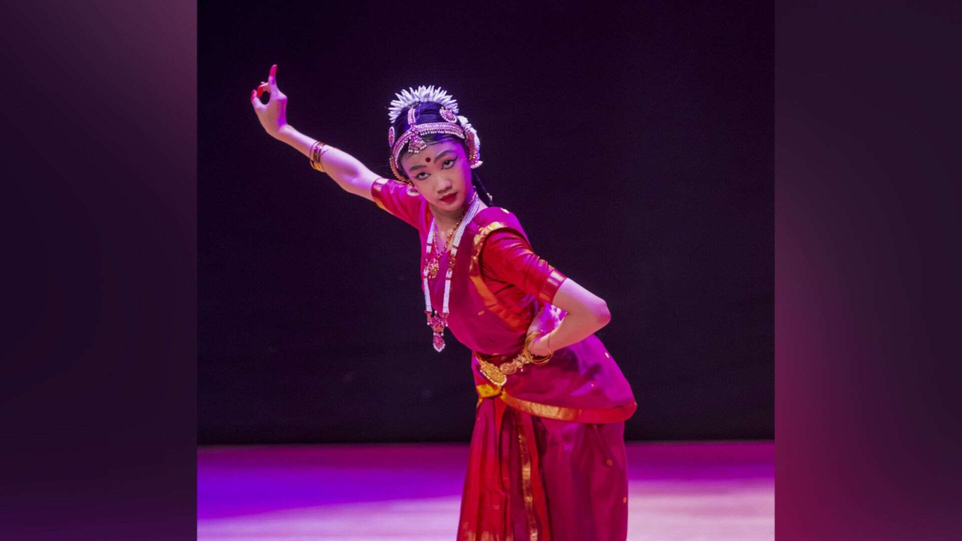 13-Year-Old Lei Muzi Makes History With Bharatanatyam ‘Arangetram’ In China | Watch