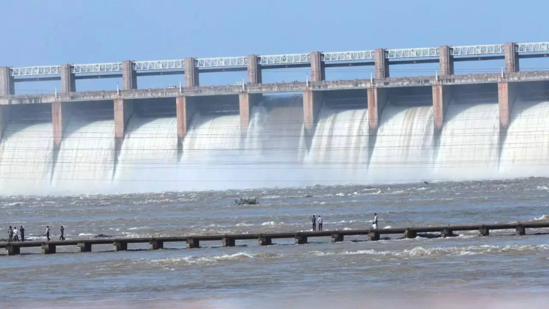 Tungabhadra Dam Crisis: Opposition Targets Karnataka Government After Crest Gate Failure