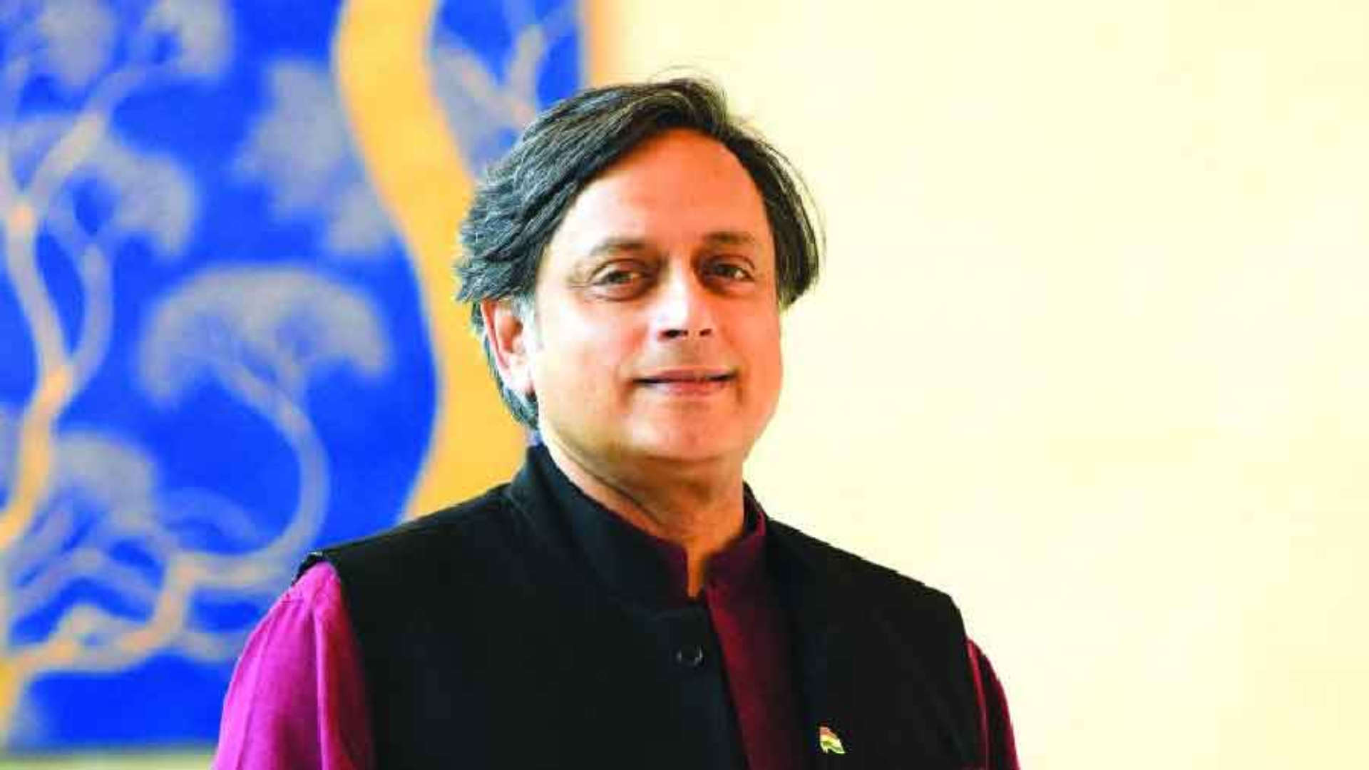 Shashi Tharoor Celebrates Vidyarambham By Introducing Children To Writing