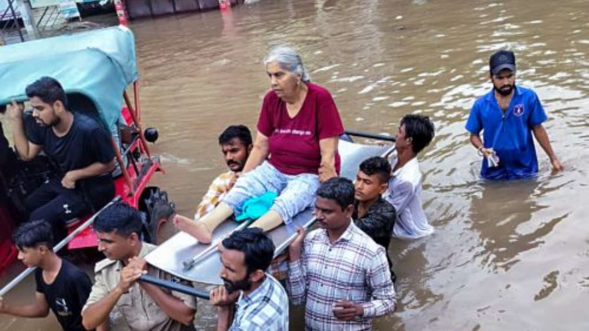 Gujarat Floods: Indian Army Deploys 6 Columns for Urgent Rescue Operations