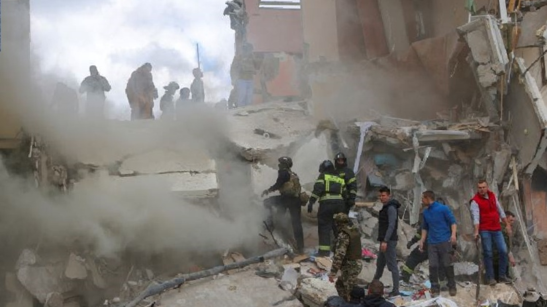 Nizhny Tagil Building Collapse: Death Toll in Rises to 10 as Rescue Efforts Continue