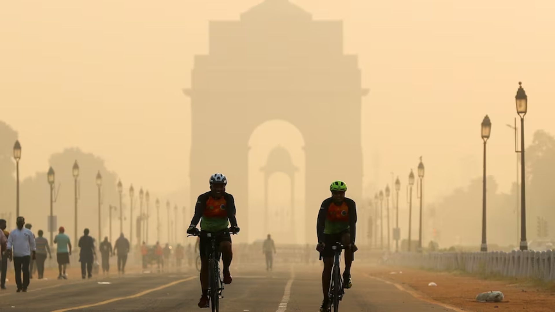 Delhi’s Air Quality Deteriorates, BJP Blames AAP For 10 Years Of Inaction