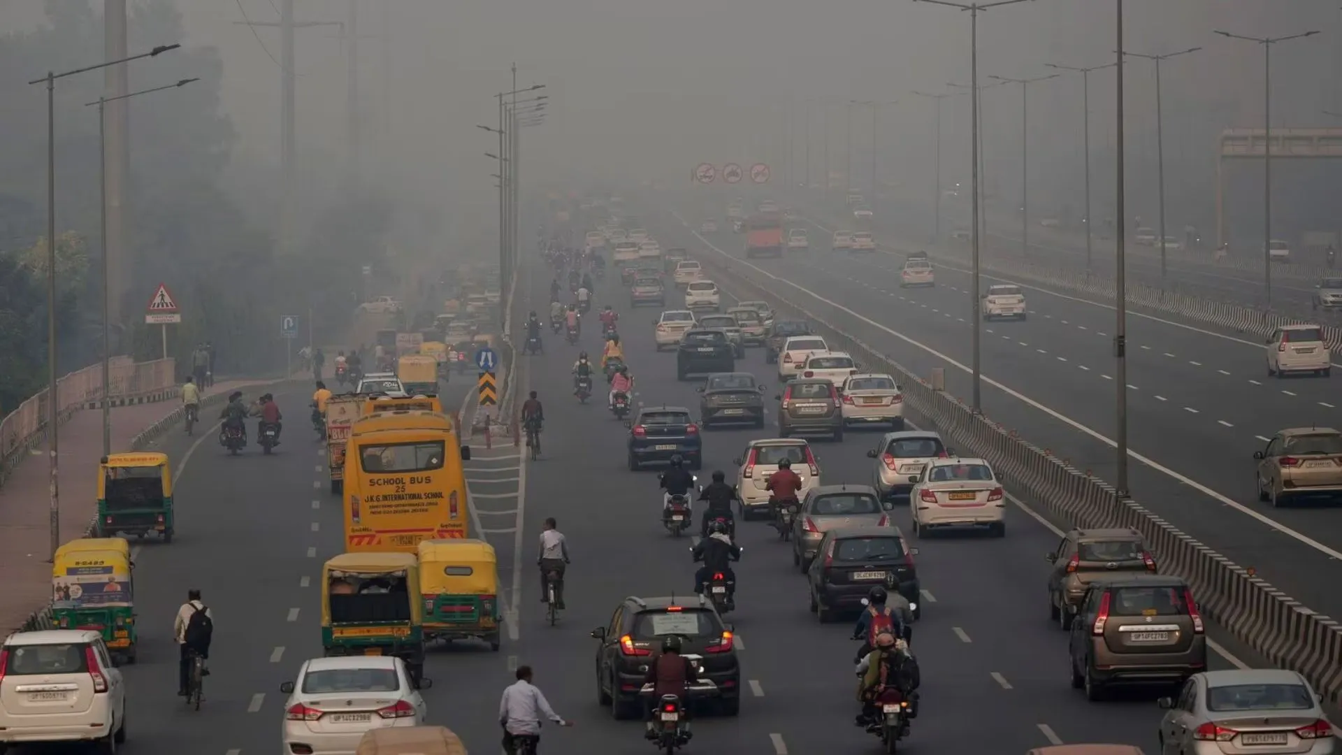 Delhi Environment Minister Urges Centre To Discuss Cloud Seeding For Air Pollution