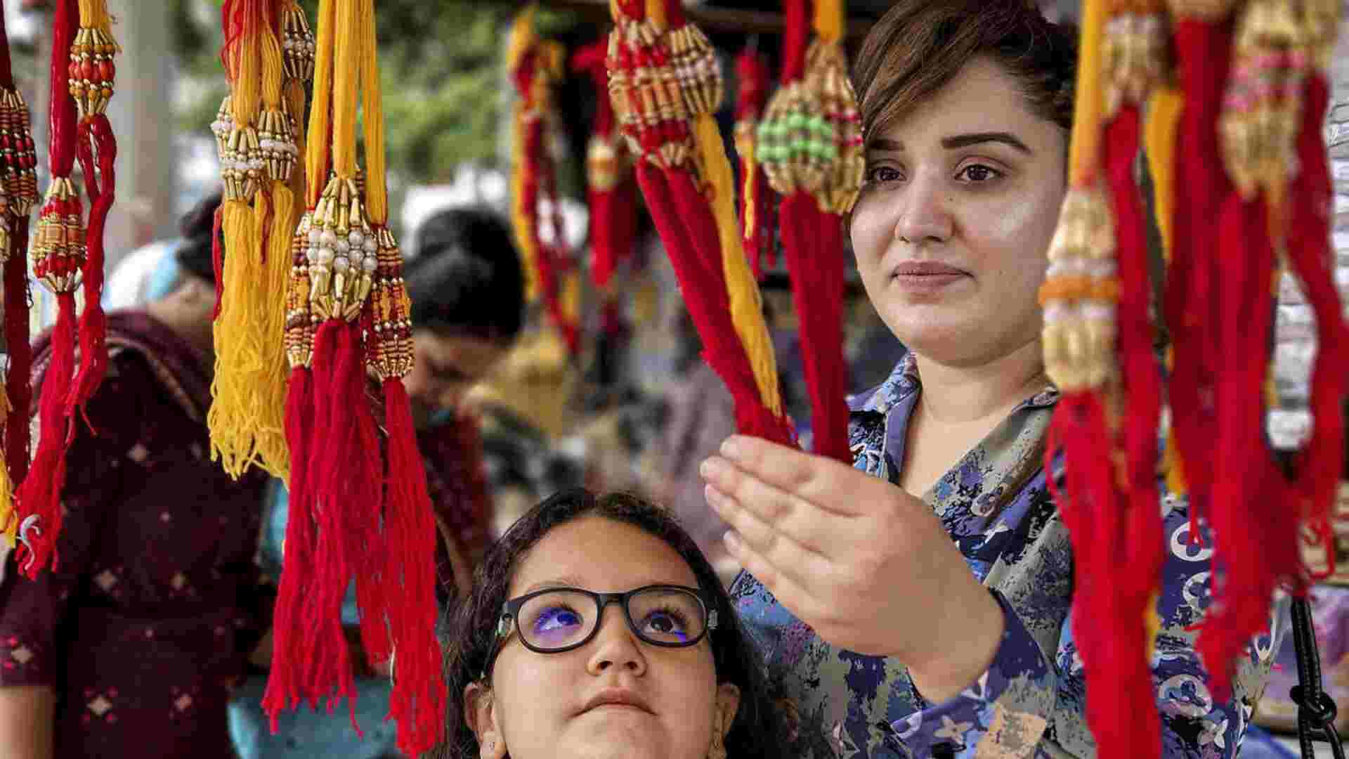 Rakhi Festive Sales Expected to Surge At ₹12,000 Crore, Predicts CAIT