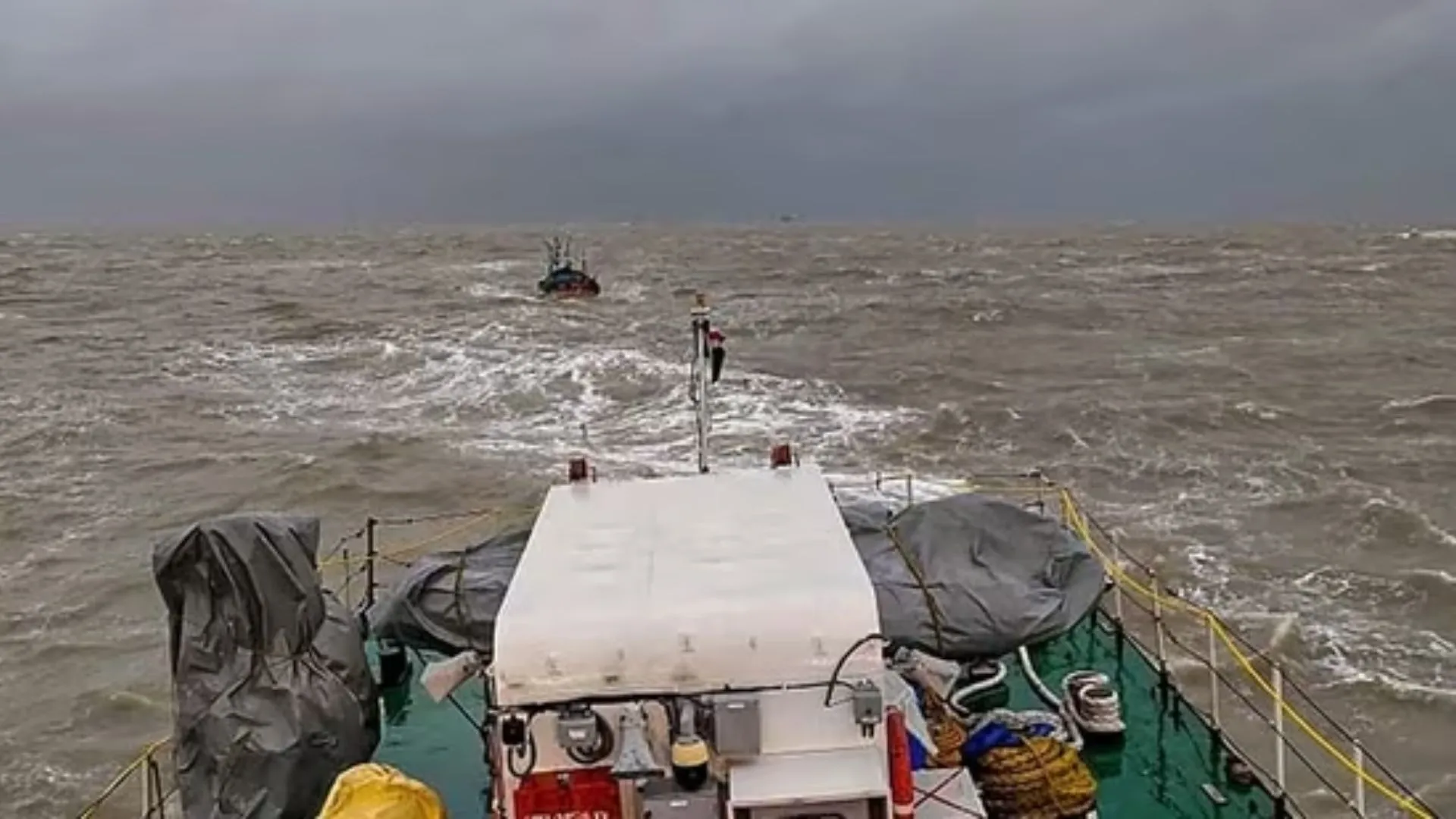 Cyclone Asna: Heavy Rainfall Predicted For Gujarat, Karnataka Under Red Alert