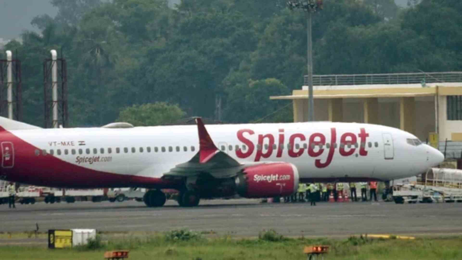 Redditor Fumes Over Pricey Delhi Airport Food Amidst SpiceJet Flight Delay