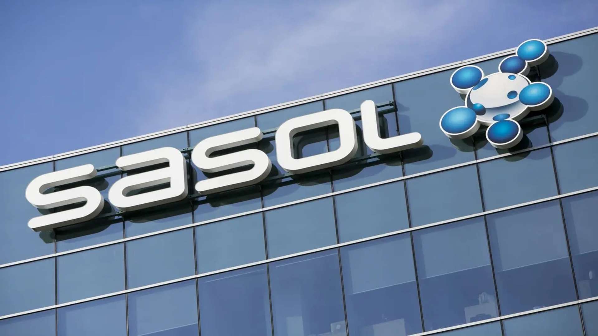 Sasol сообщает об убытках в 44 миллиарда рандов на фоне рыночных проблем и значительных убытков