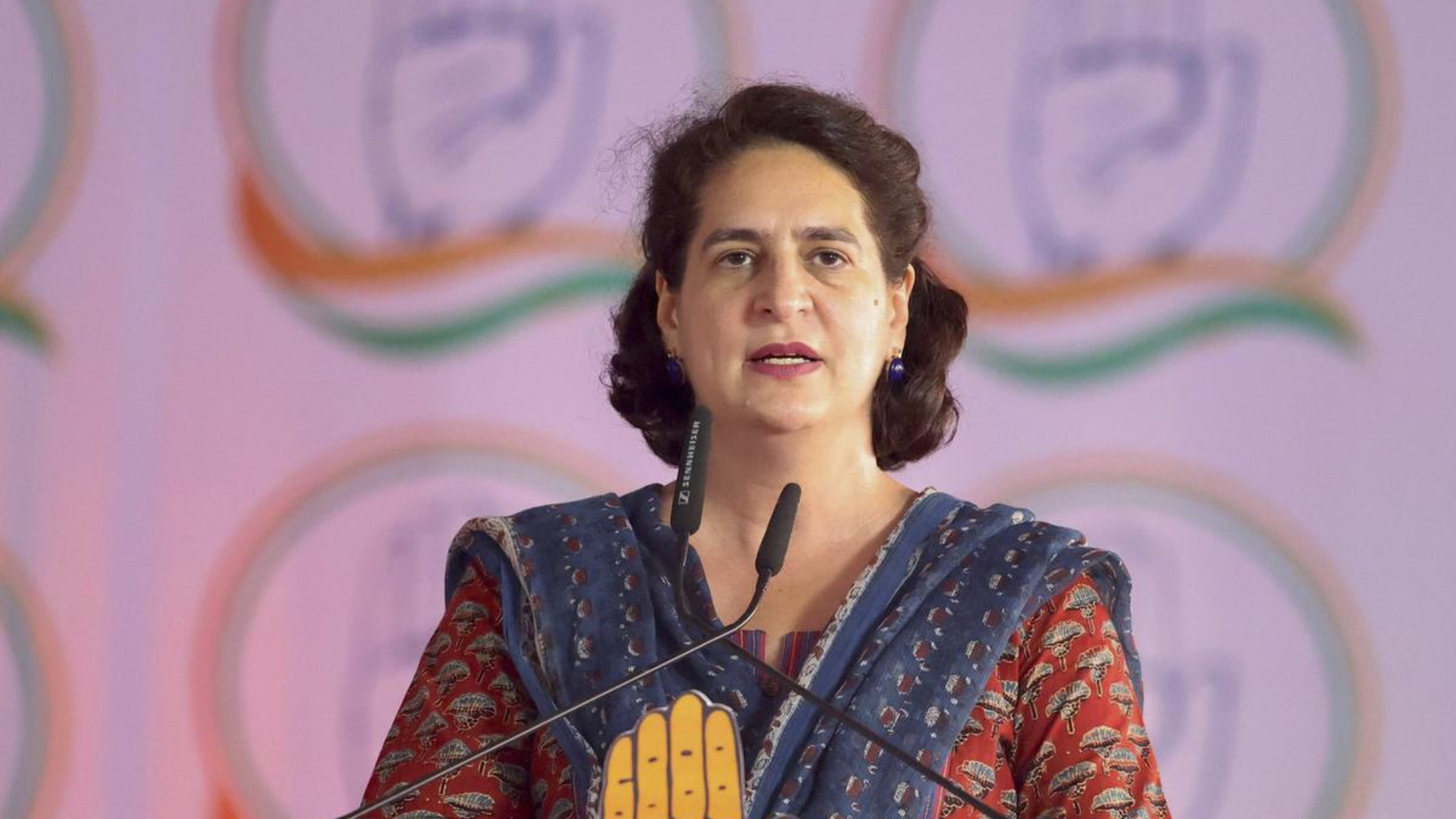 Priyanka Gandhi Offered Condolences Over The Tragic Demise Of CRPF Inspector