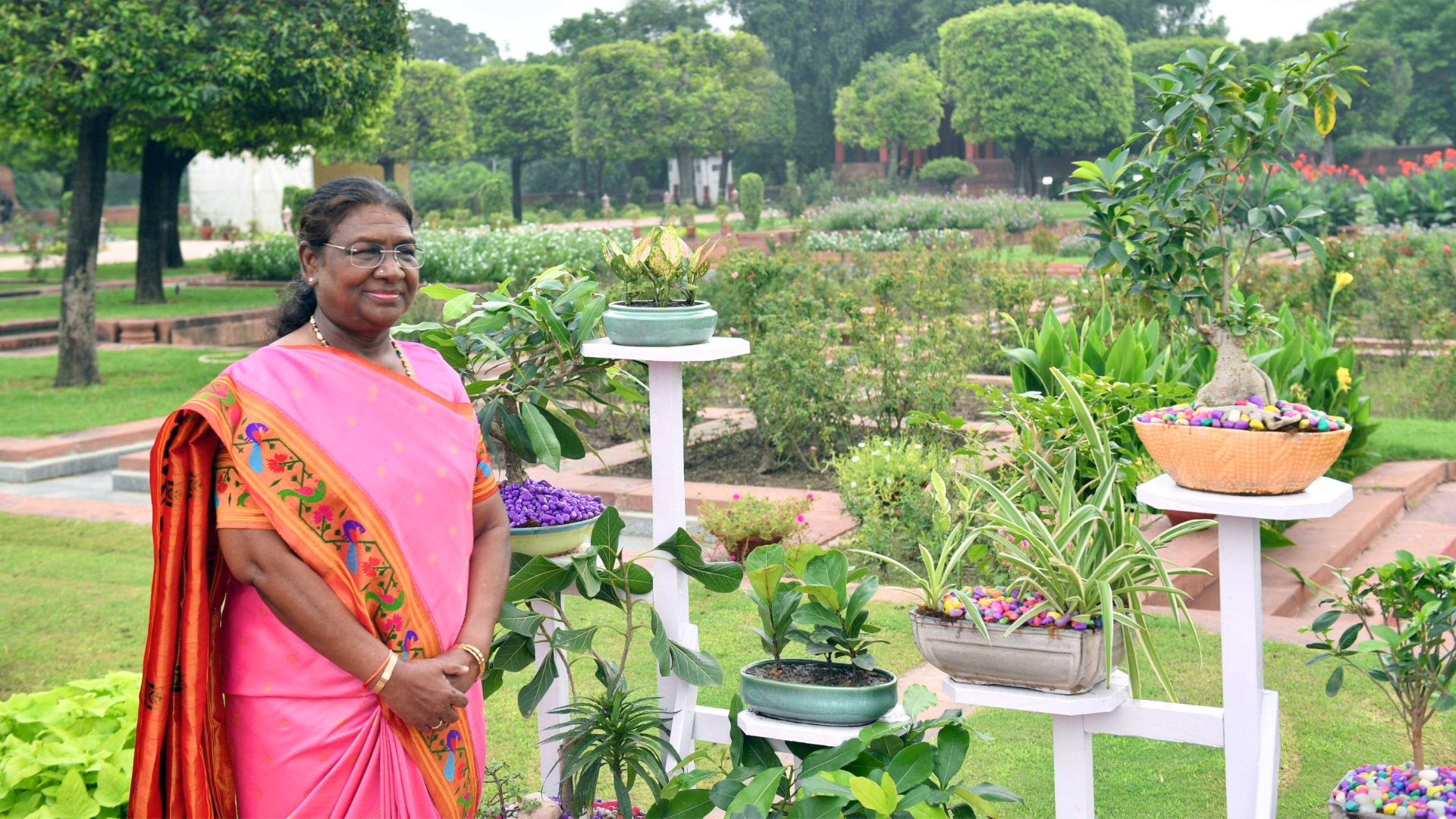 President Droupadi Murmu Marks The Launch Of Amrit Udyan’s Summer Edition